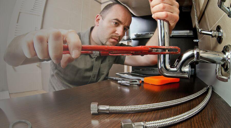 Expert burst pipe repair services in Frankenmuth, MI